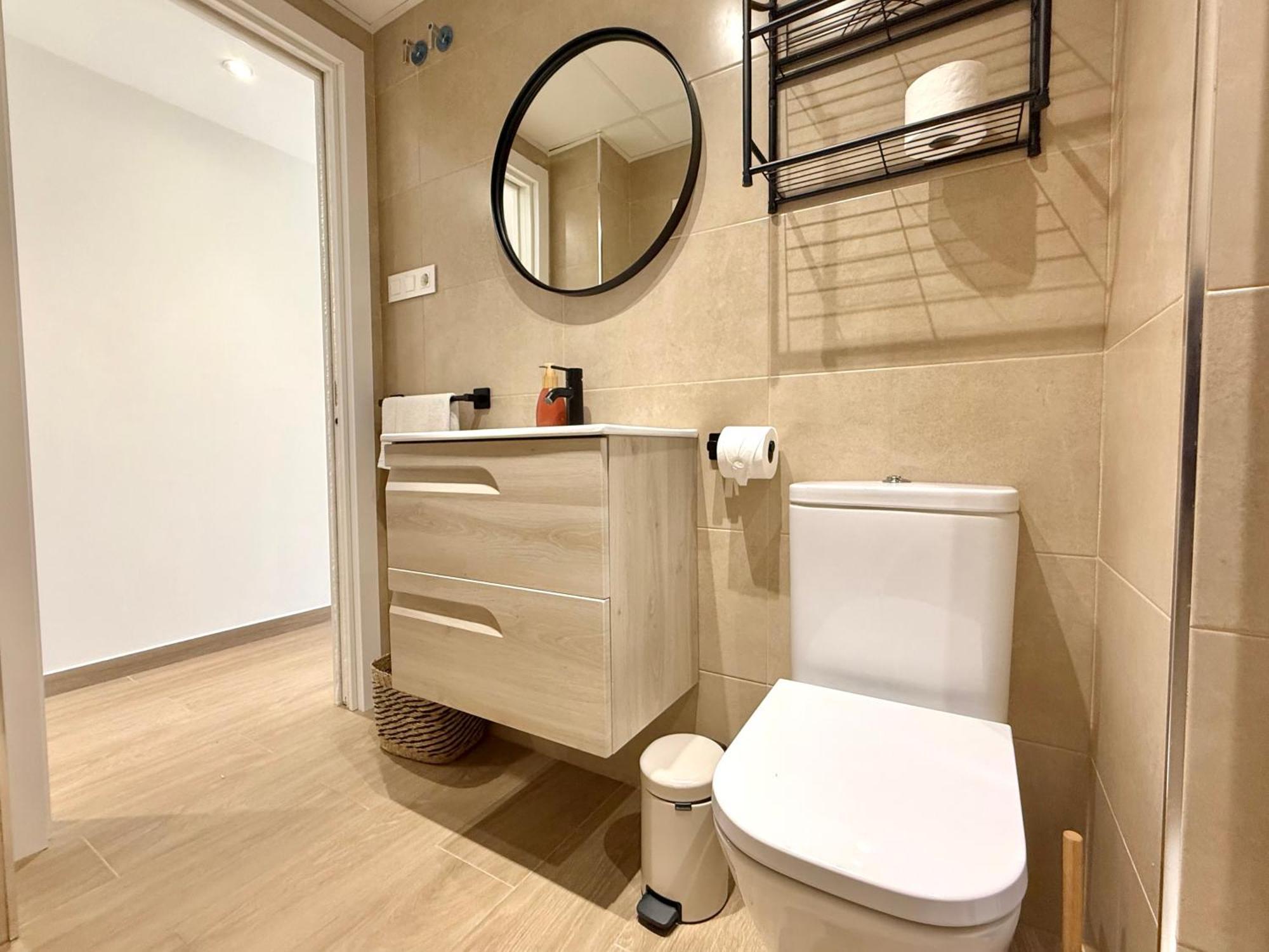 Luna Holidays City Center And Beach ฟูเอนฮิโรลา ภายนอก รูปภาพ